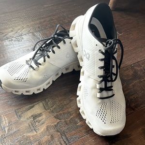 On Running Shoe, Womens